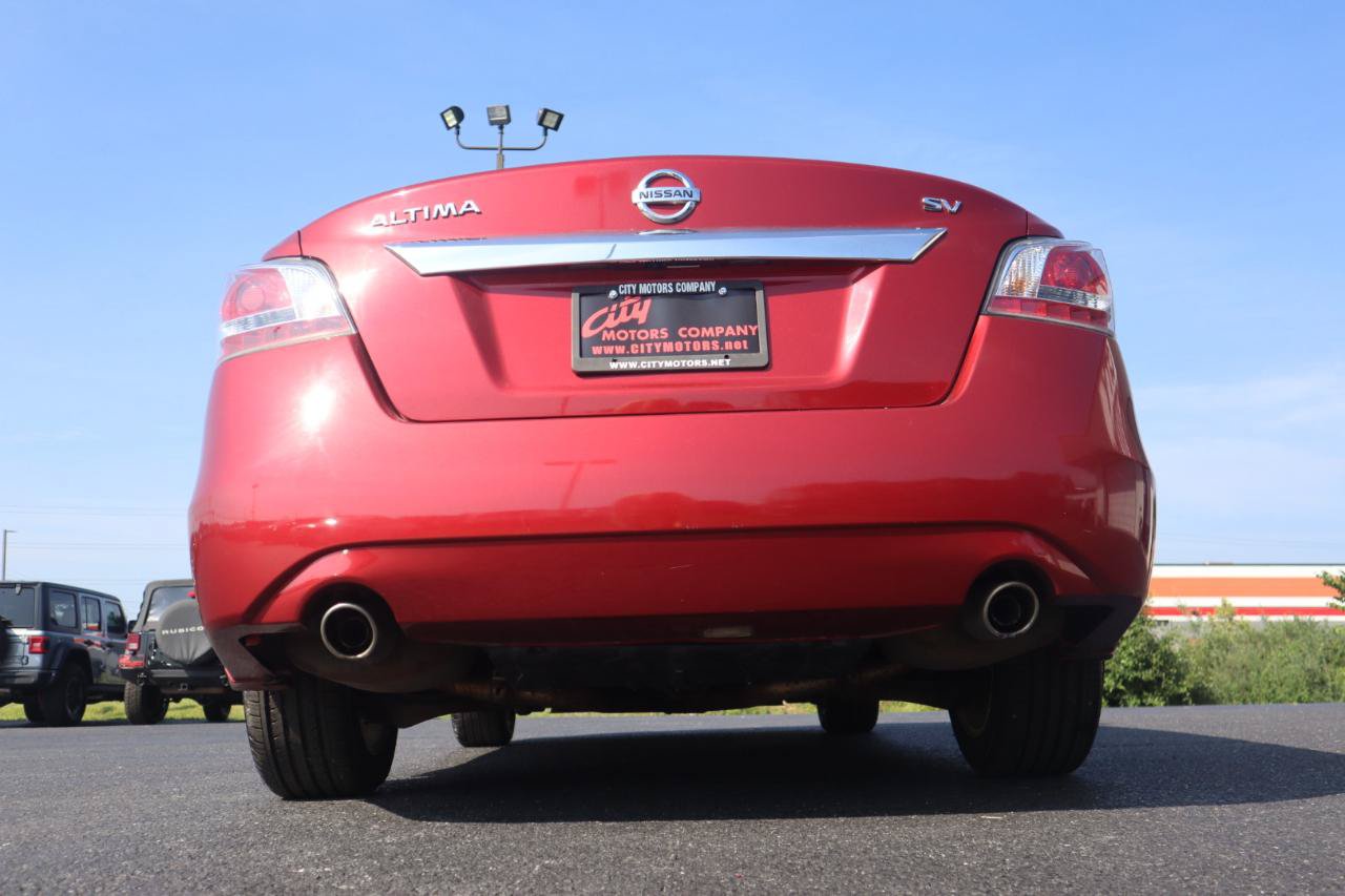 Used 2015 Nissan Altima 2.5 SV FWD image 12