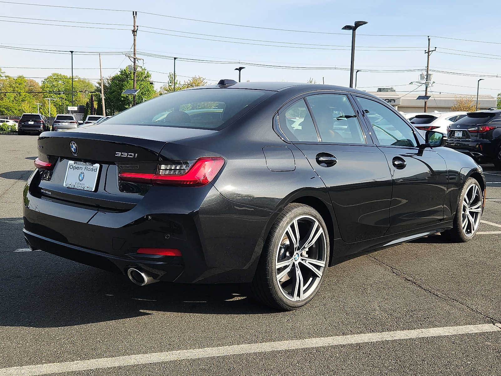 Certified 2023 BMW 330i xDrive Sedan w/ Premium Package AWD/4WD image 6