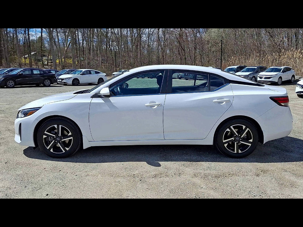 Used 2024 Nissan Sentra SV w/ All-Weather Package FWD image 5