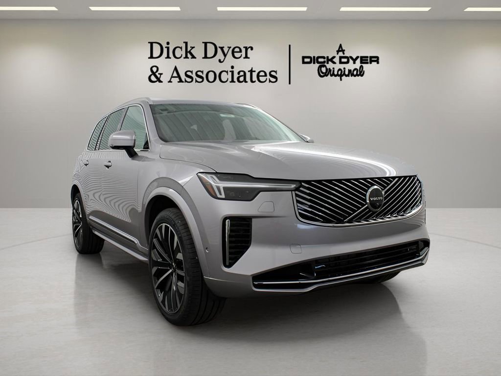 New 2026 Volvo XC90 B6 Plus w/ Protection Package Premier image 1
