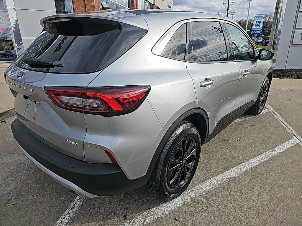 Used 2024 Ford Escape Active AWD/4WD image 13