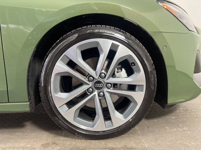 Used 2025 Audi A3 2.0T Premium Plus w/ Premium Plus Package image 9