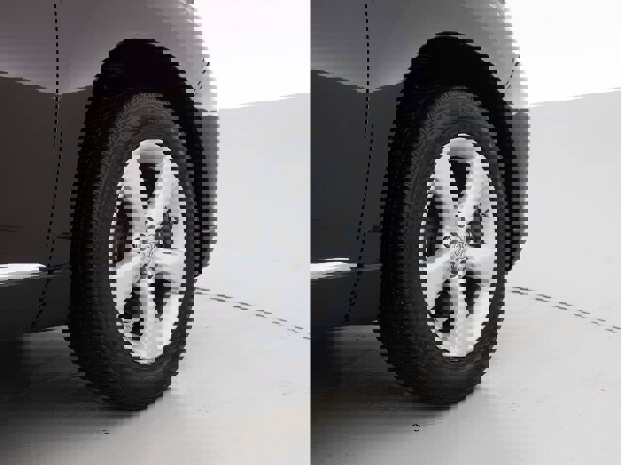 Used 2013 Lexus RX 350 AWD w/ Navigation Pkg image 18