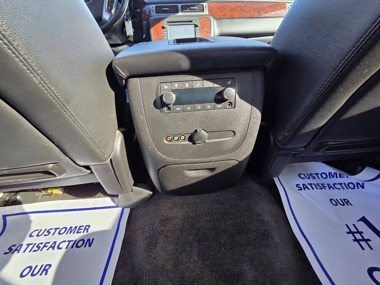 Used 2012 Chevrolet Suburban LTZ AWD/4WD image 19