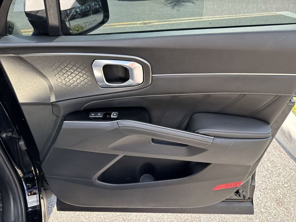 Used 2022 Kia Sorento SX image 44