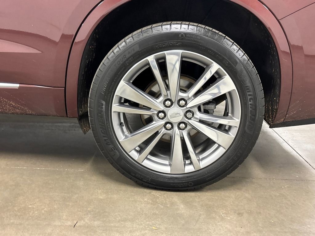 Used 2023 Cadillac XT6 Premium Luxury image 12