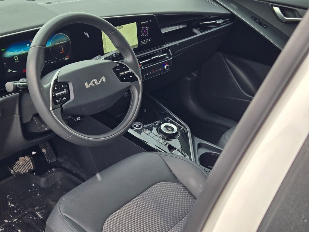 Used 2023 Kia Niro Wind image 32