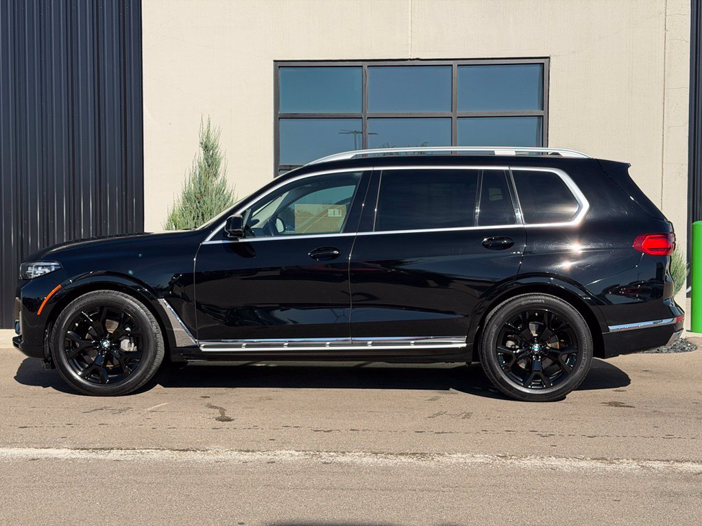 Used 2019 BMW X7 xDrive40i w/ Cold Weather Package AWD/4WD image 2