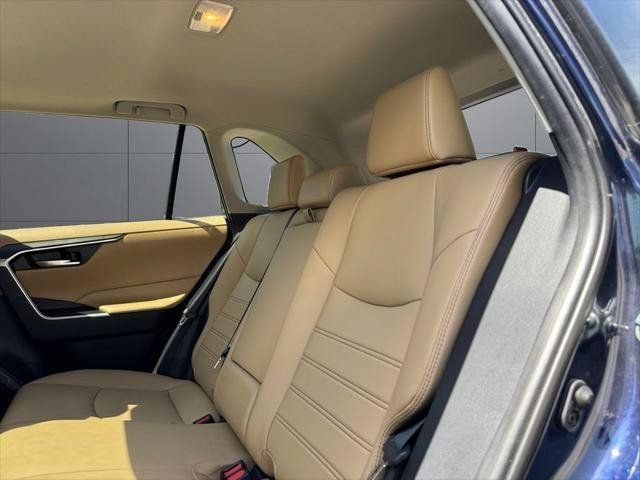 Certified 2019 Toyota RAV4 XLE Premium w/ All Weather Liner Package AWD/4WD image 80