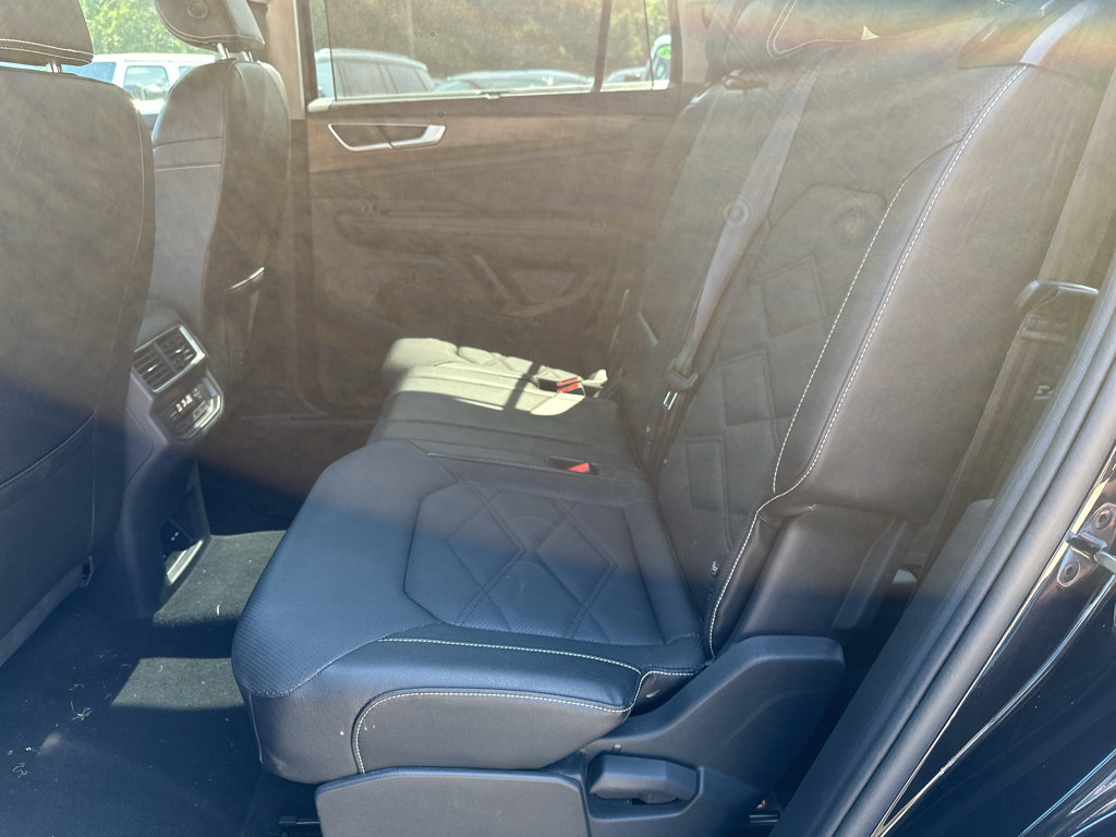 Used 2025 Volkswagen Atlas SE AWD/4WD image 20