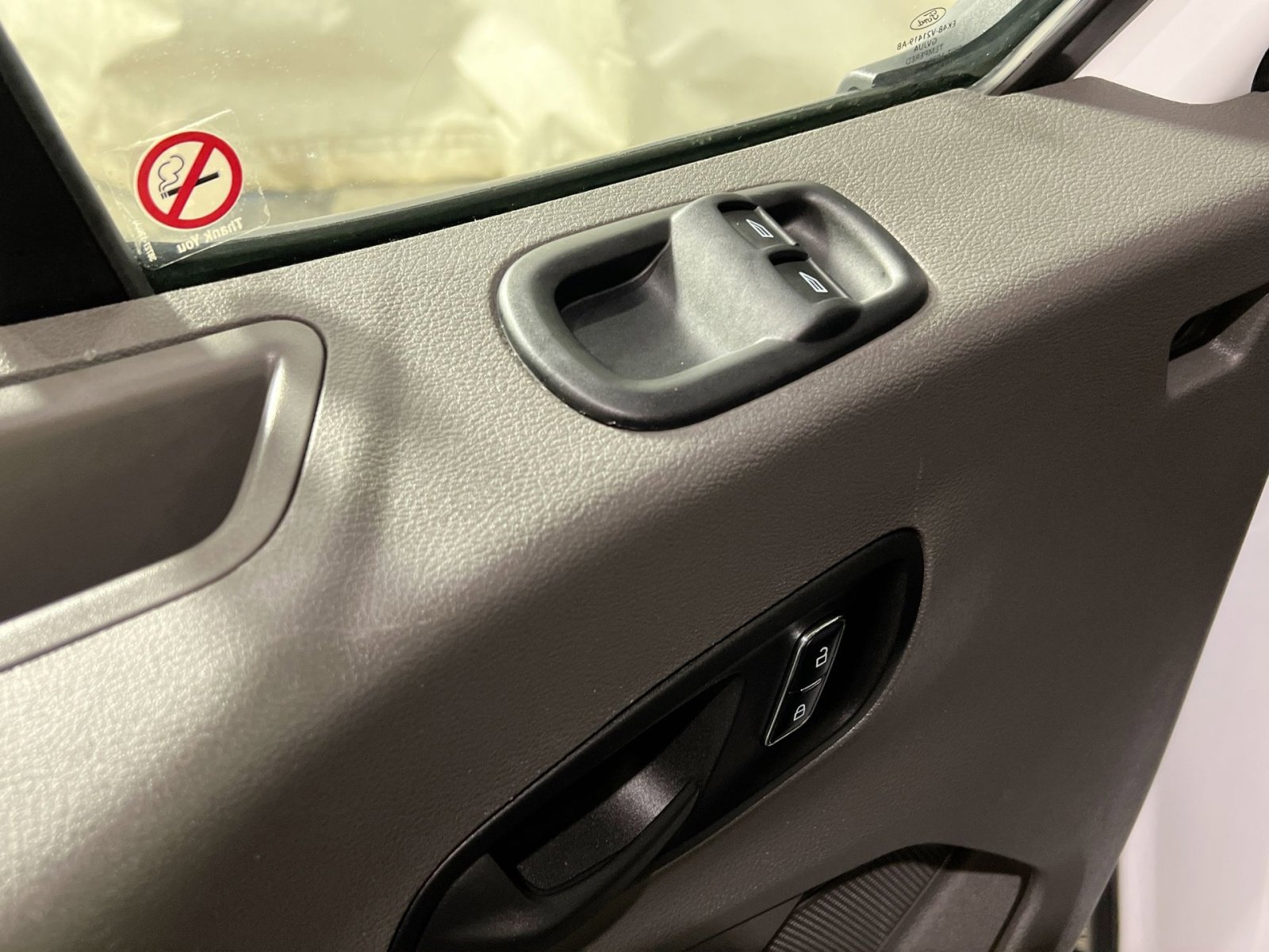 Used 2024 Ford Transit 250 Base w/ Exterior Upgrade Package image 28