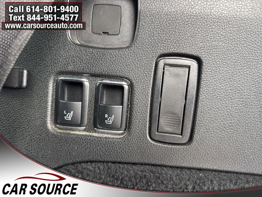 Used 2017 Mercedes-Benz GLS 450 4MATIC w/ Premium Package image 46