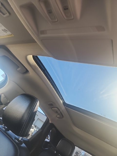 Used 2020 Ford Escape SEL AWD/4WD image 25