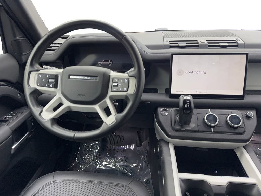 Used 2025 Land Rover Defender 110 S image 52