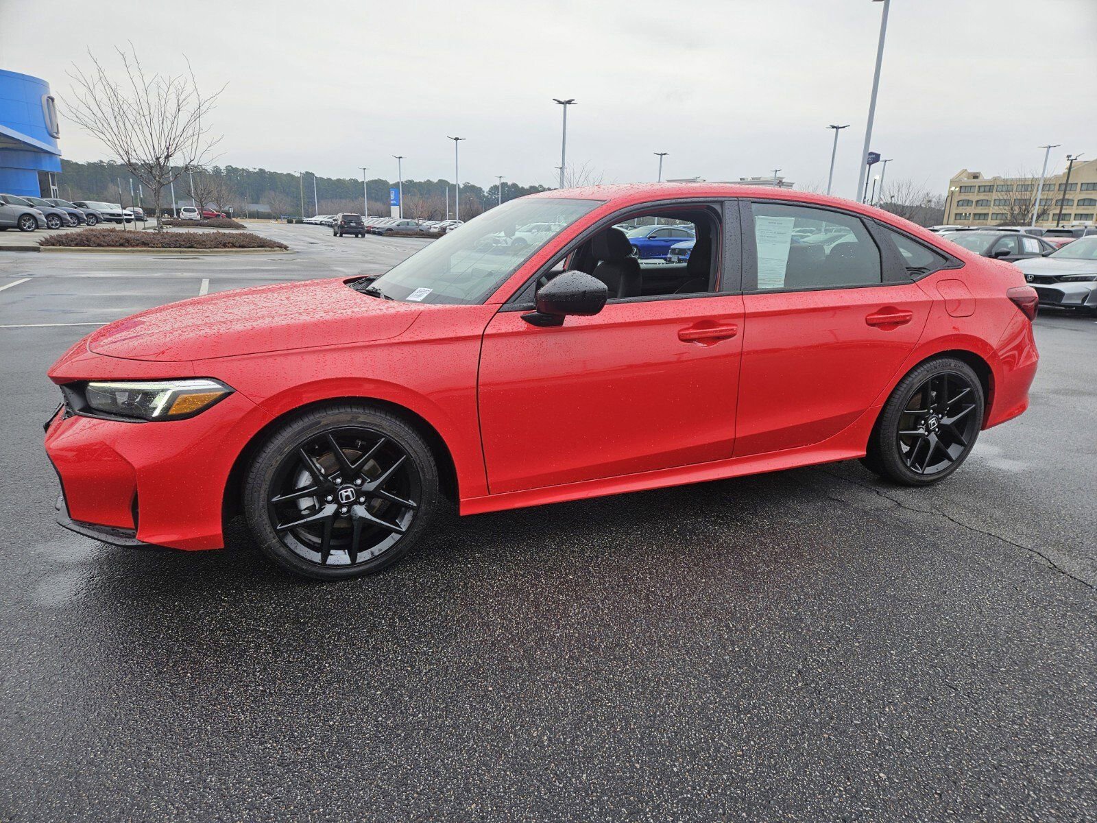 Used 2025 Honda Civic Sport image 3
