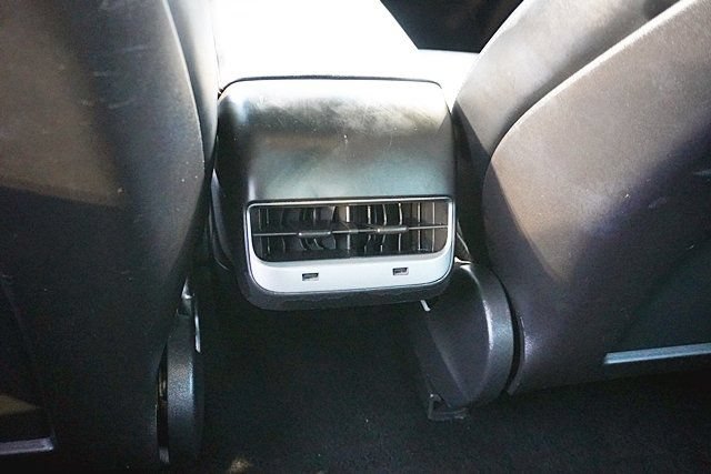 Used 2019 Tesla Model 3 Mid Range RWD image 28