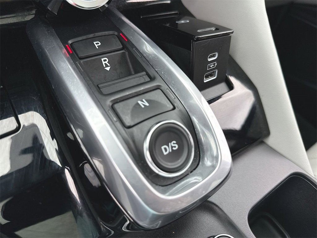 Used 2023 Acura MDX SH-AWD w/ Technology Package image 20