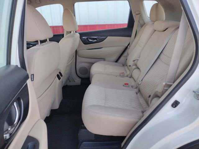 Used 2017 Nissan Rogue S image 26