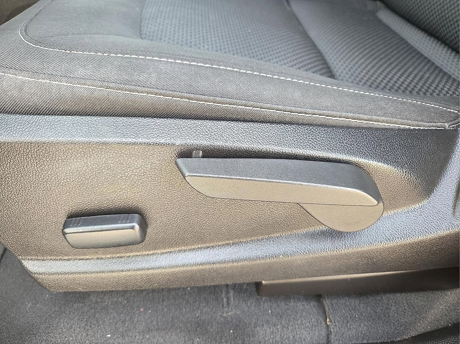 Certified 2019 Chevrolet Colorado LT image 14