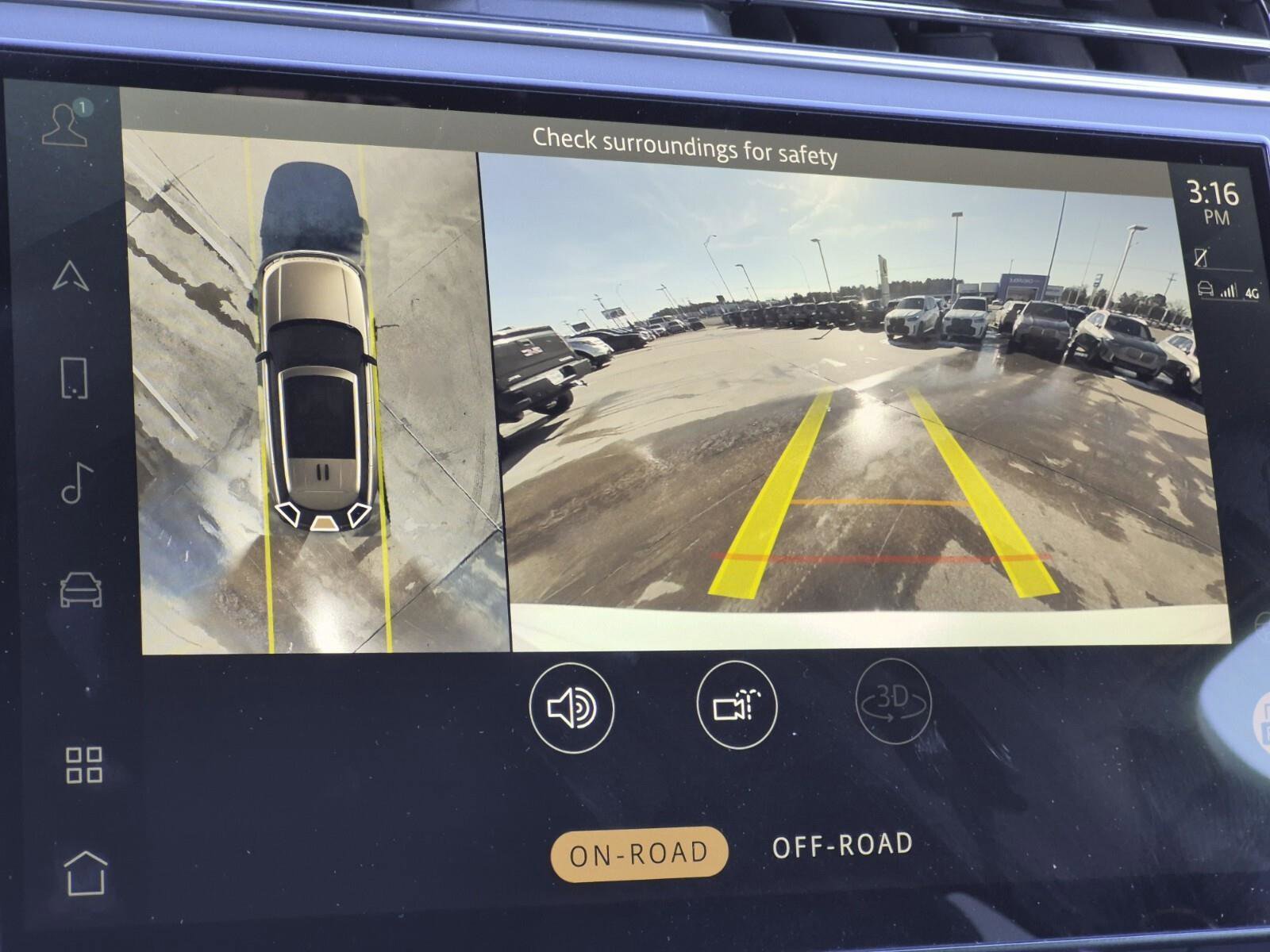 Used 2023 Land Rover Range Rover SV image 16