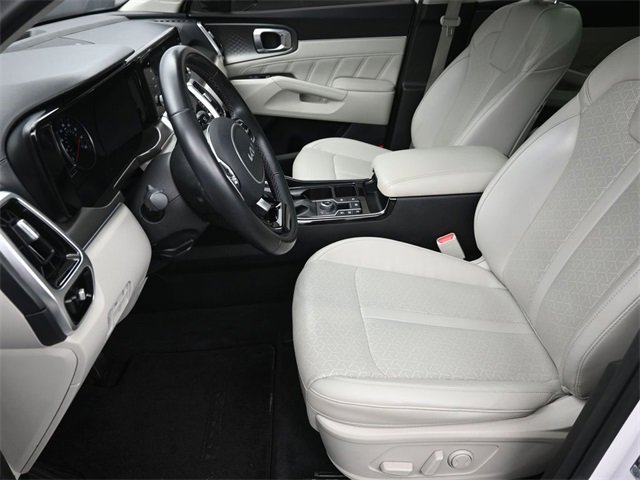 Used 2022 Kia Sorento SX image 17