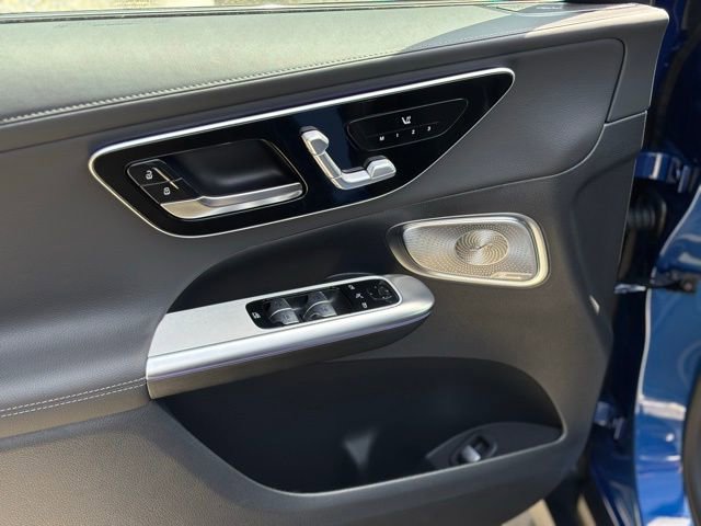 Used 2026 Mercedes-Benz GLC 300 4MATIC image 21