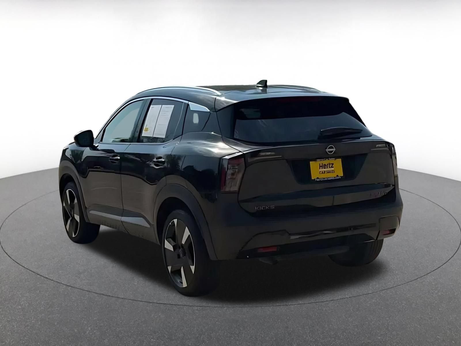 Used 2026 Nissan Kicks SR AWD/4WD image 10