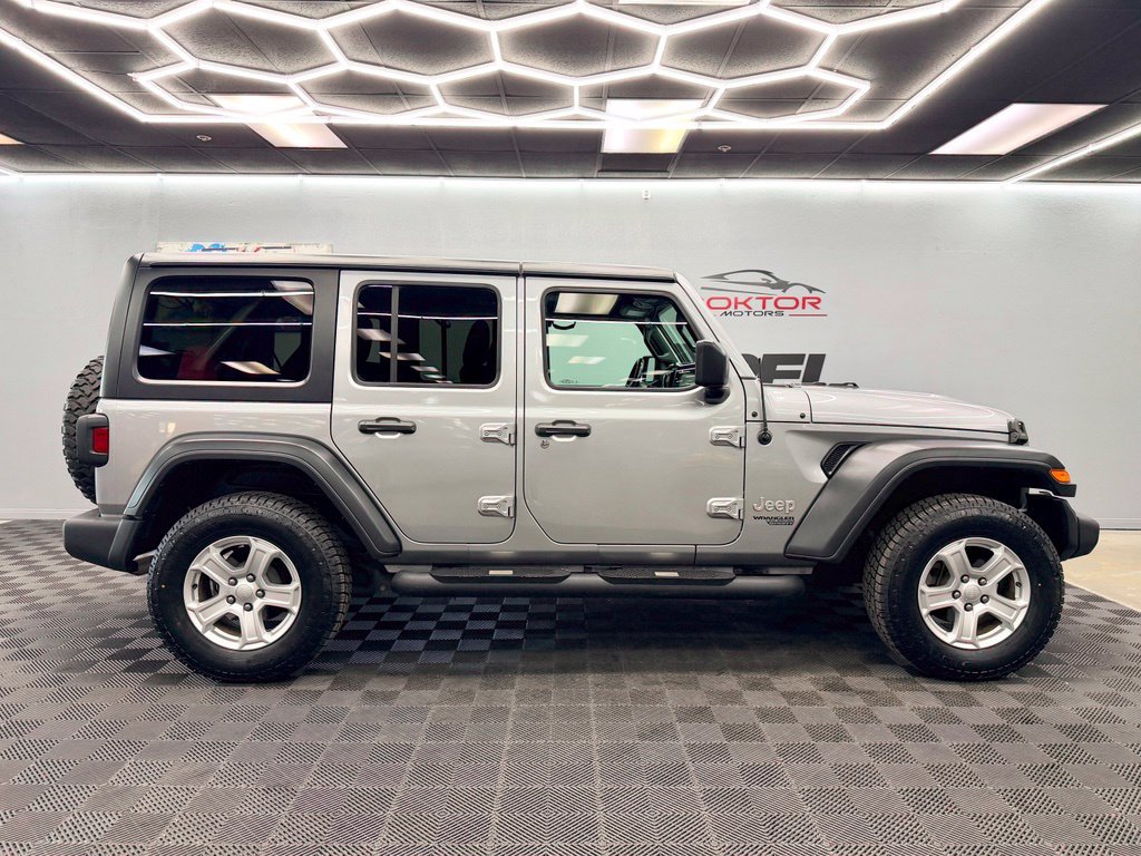 Used 2019 Jeep Wrangler Unlimited Sport S AWD/4WD image 17