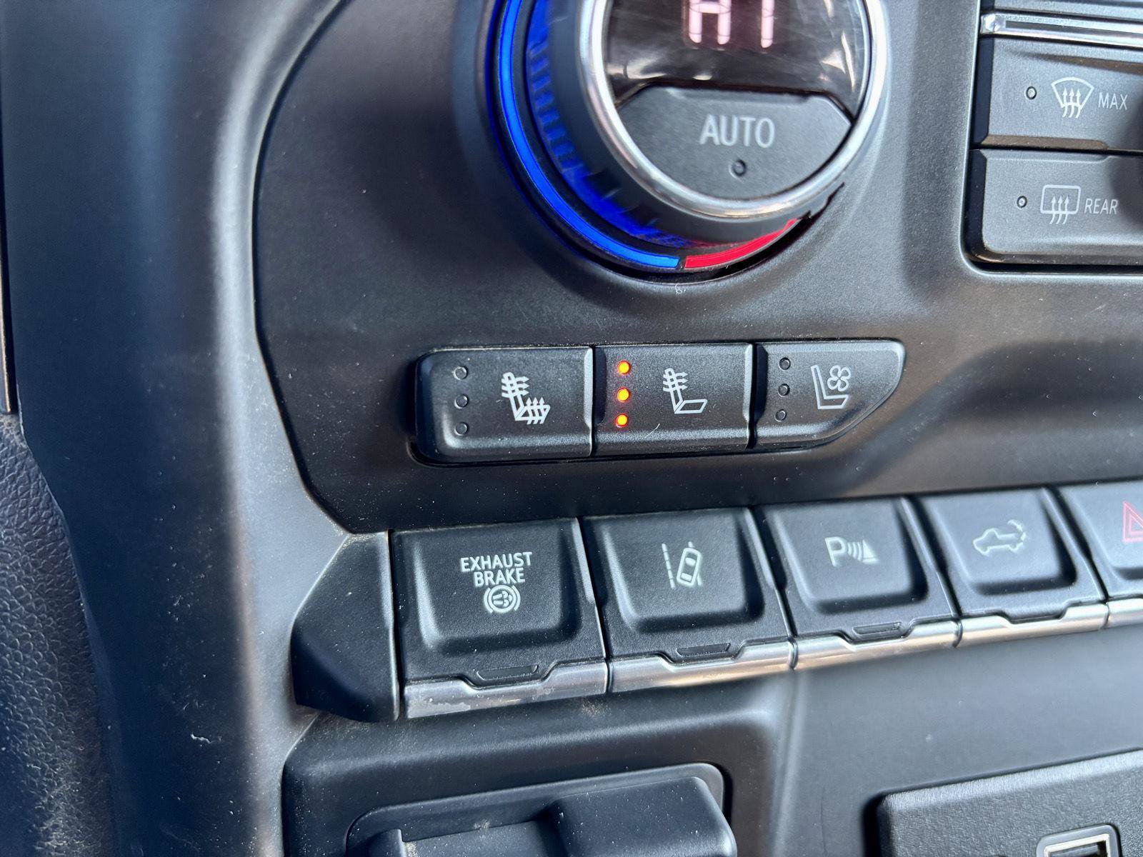 Used 2022 Chevrolet Silverado 2500 LTZ w/ LTZ Texas Edition image 35