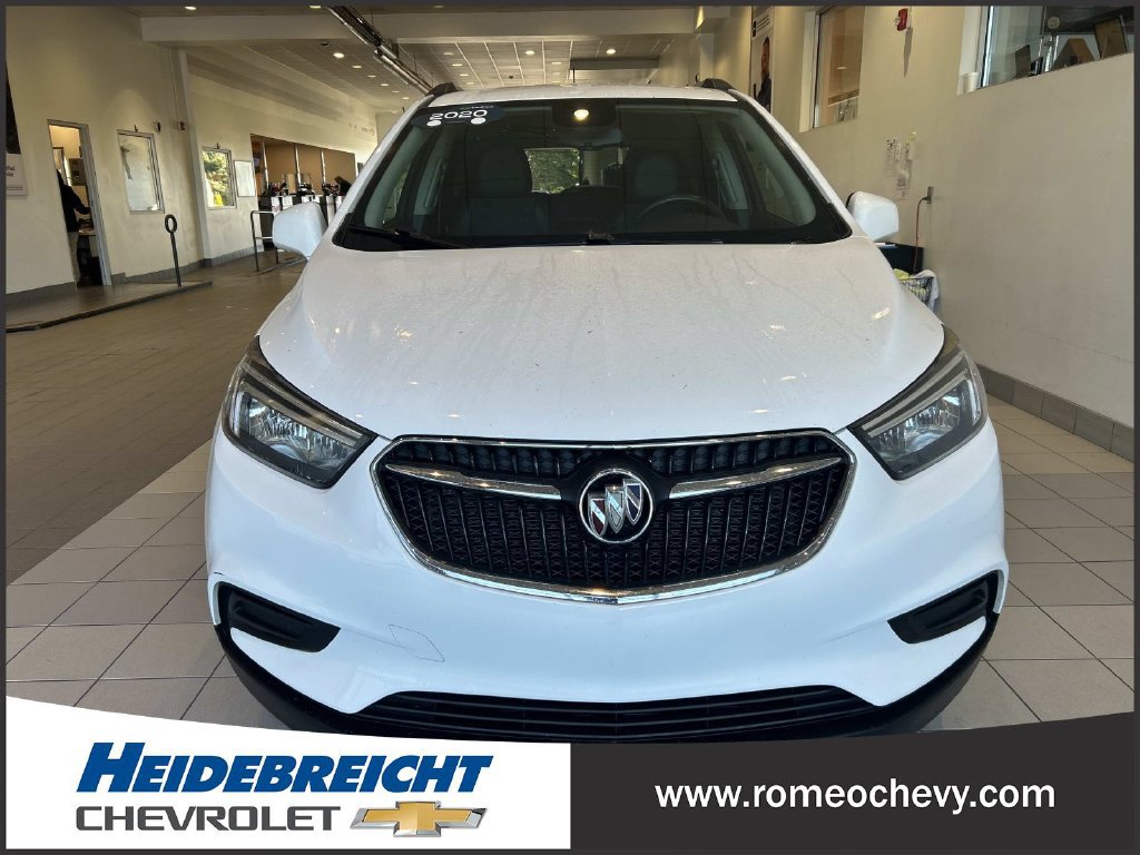 Used 2020 Buick Encore Preferred FWD image 36