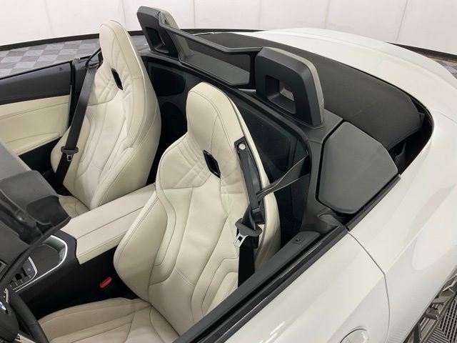Certified 2026 BMW Z4 M40i w/ Premium Package image 45