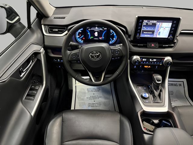 Used 2019 Toyota RAV4 Limited image 13