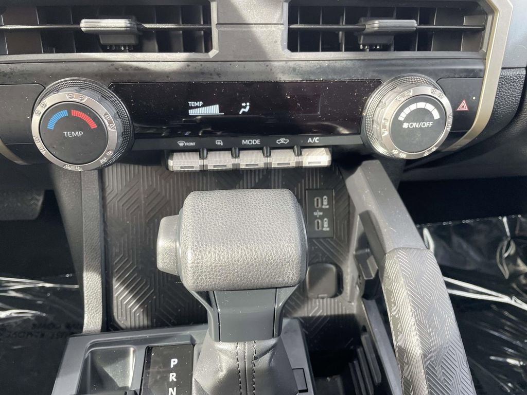 Used 2025 Toyota Tacoma SR5 image 41