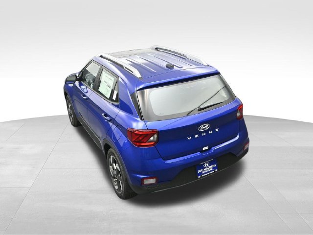 Used 2025 Hyundai Venue SEL FWD image 27