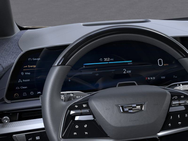 New 2026 Cadillac Optiq Luxury 2 image 18