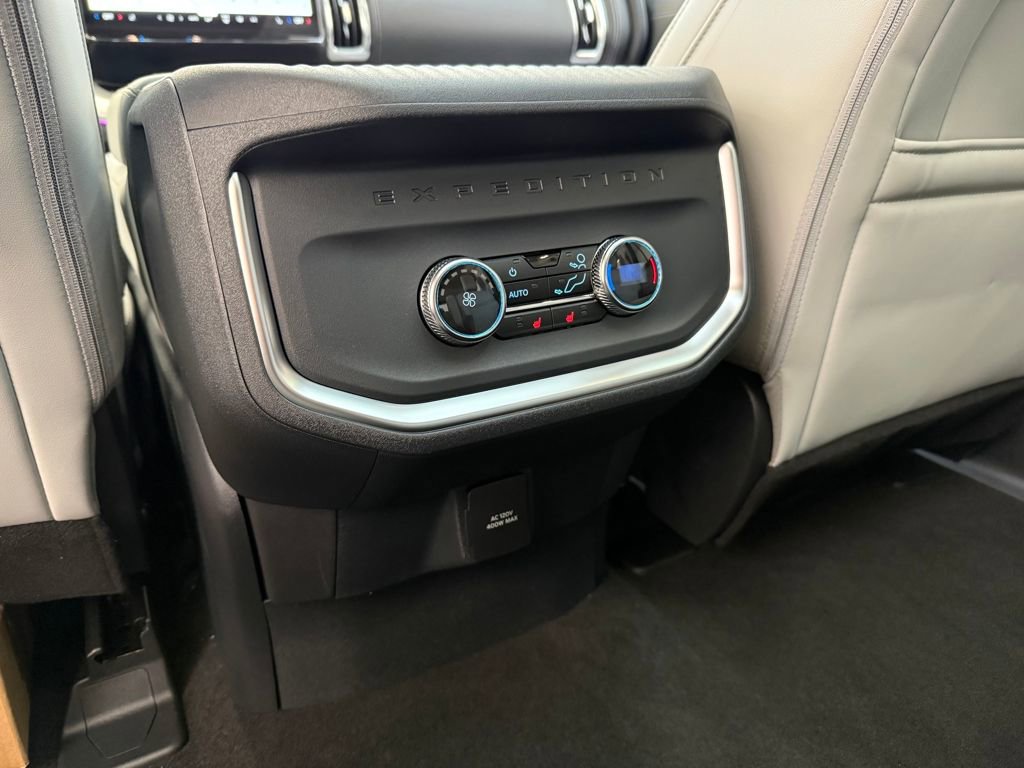 New 2026 Ford Expedition Platinum w/ Driver's Package image 20
