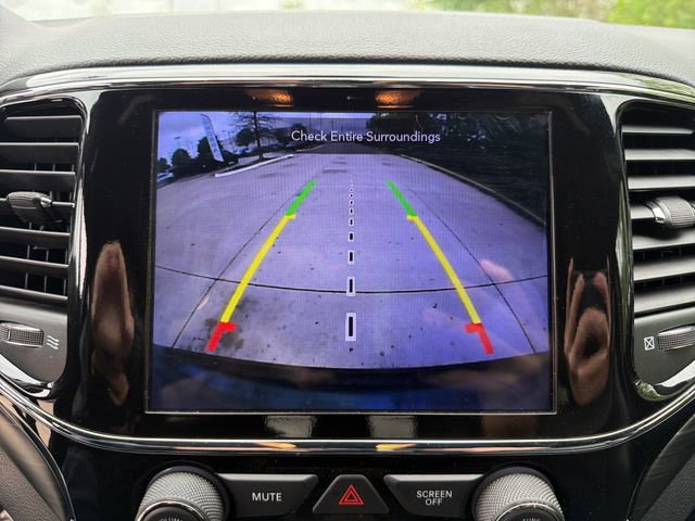 Used 2020 Jeep Grand Cherokee Altitude image 23