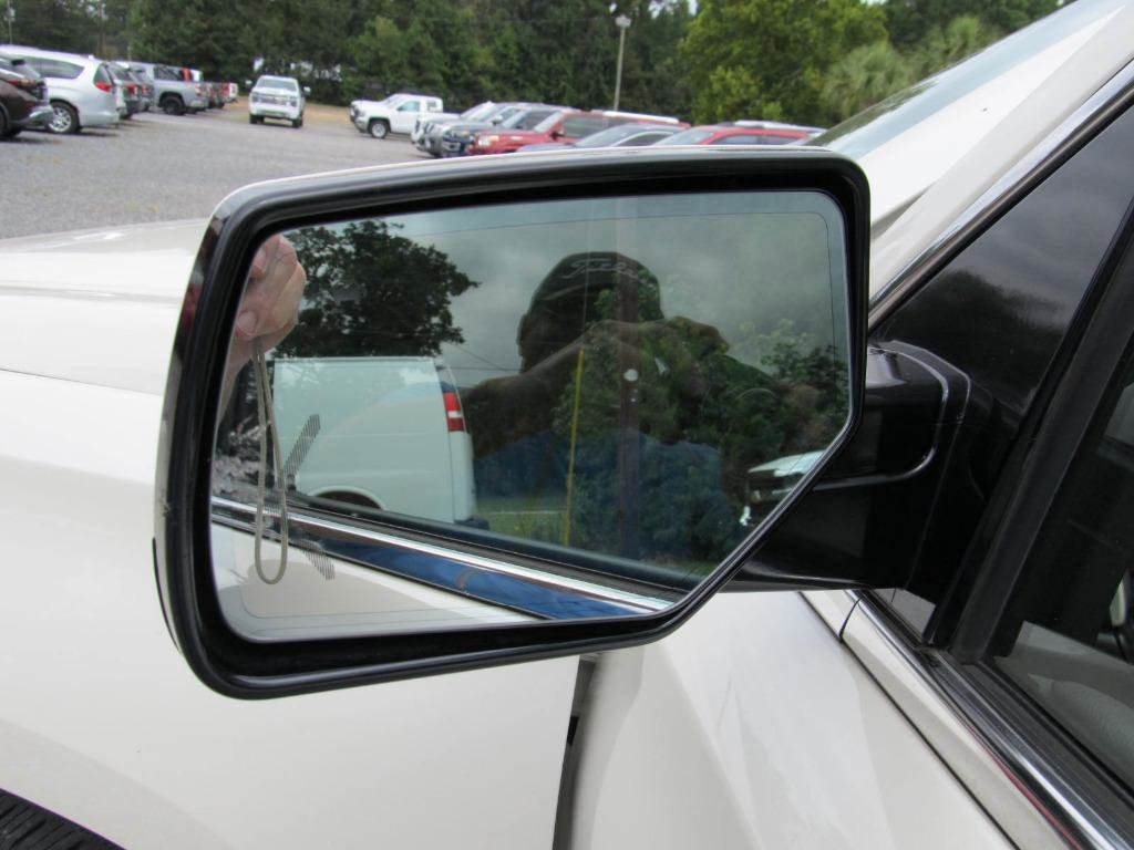 Used 2015 GMC Yukon XL Denali w/ Open Road Package image 17