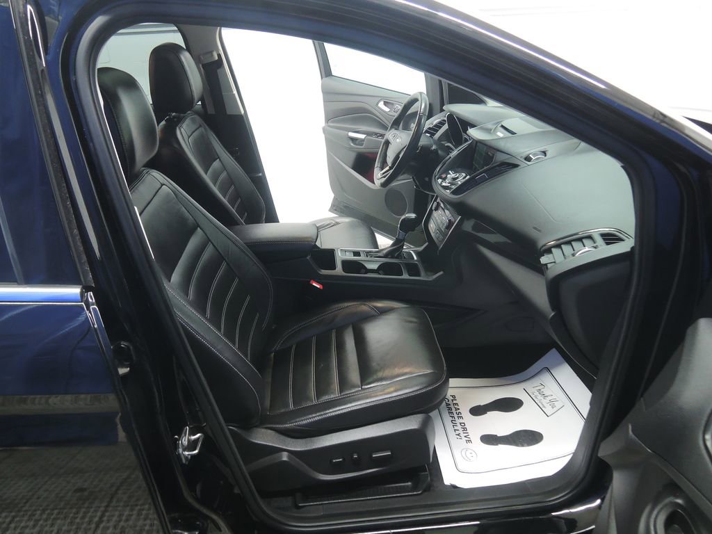 Used 2017 Ford Escape Titanium FWD image 38