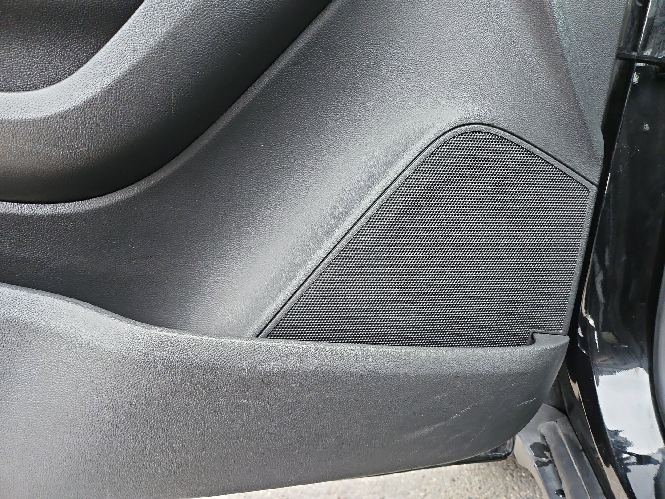 Used 2022 Chevrolet Trax LS w/ Tint and Cruise Package image 14