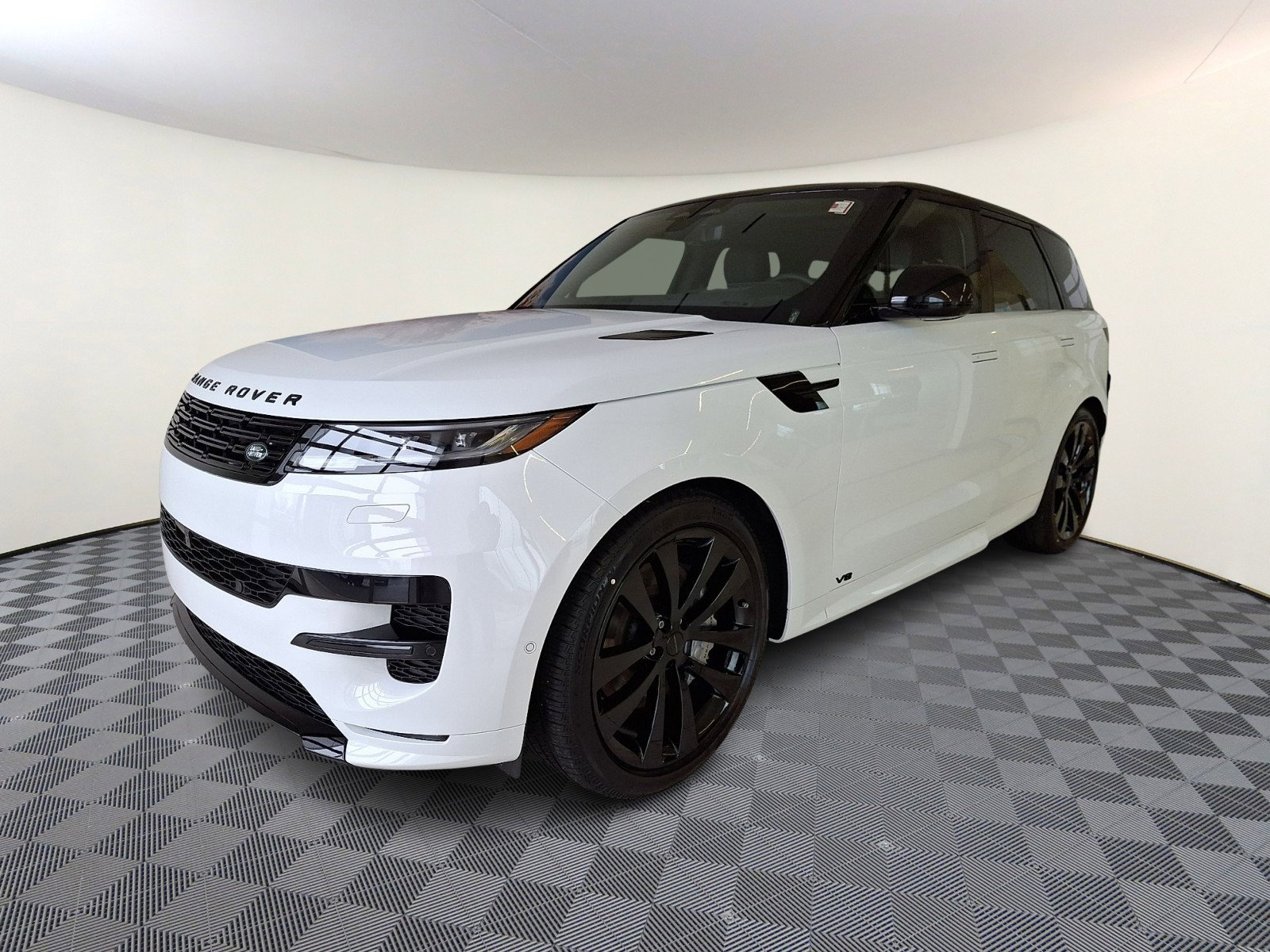 New 2026 Land Rover Range Rover Sport Dynamic SE
