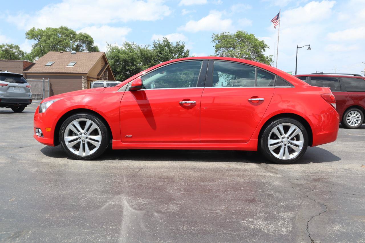 Used 2014 Chevrolet Cruze LTZ w/ RS Package FWD image 2