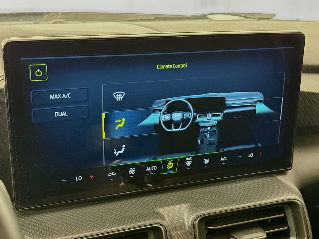 Used 2025 Ford Mustang EcoBoost image 15