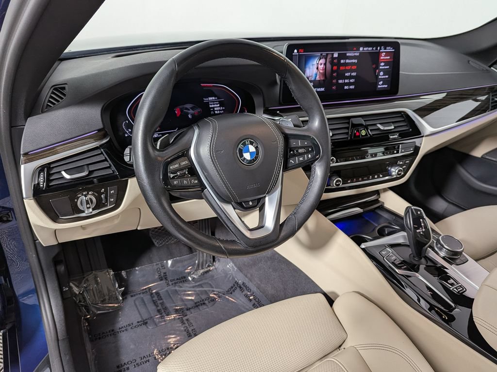Used 2023 BMW 530i xDrive w/ Premium Package AWD/4WD image 18