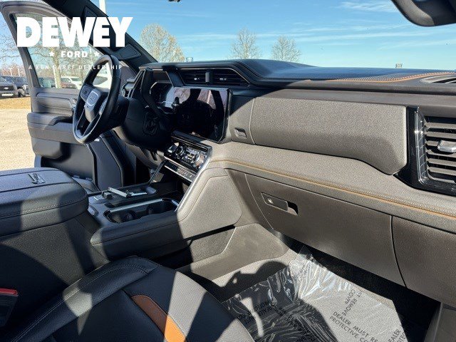 Used 2024 GMC Sierra 2500 AT4 w/ AT4 Premium Plus Package image 37