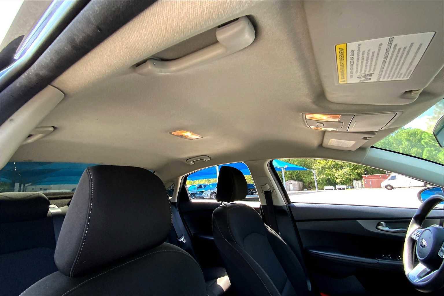 Used 2021 Kia Forte LXS image 12