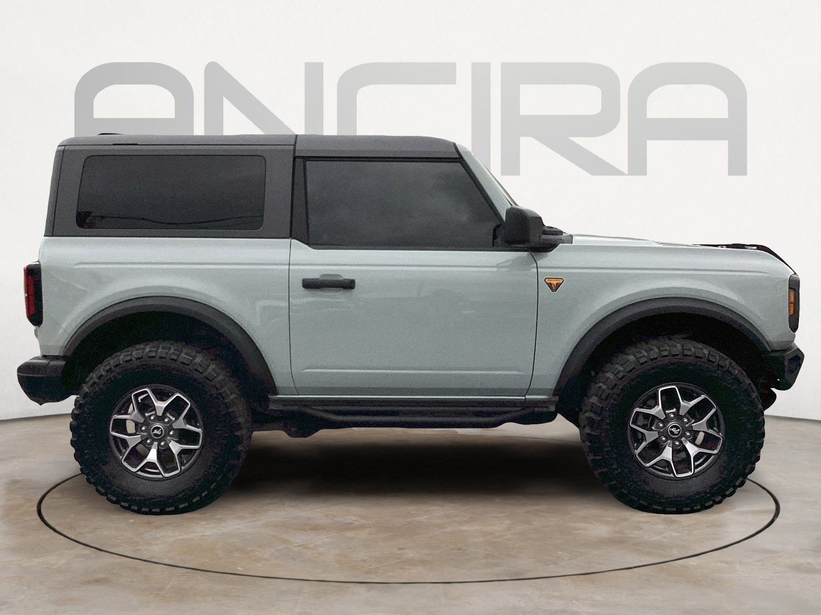 Used 2023 Ford Bronco Badlands image 15