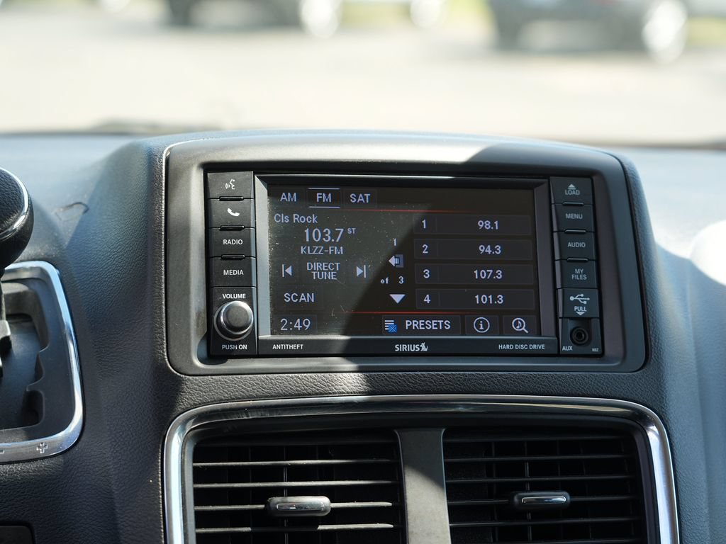 Used 2018 Dodge Grand Caravan SE w/ UConnect Hands-Free Group FWD image 21