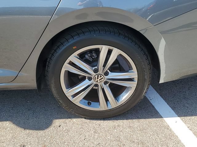 Used 2022 Volkswagen Jetta SE FWD image 32