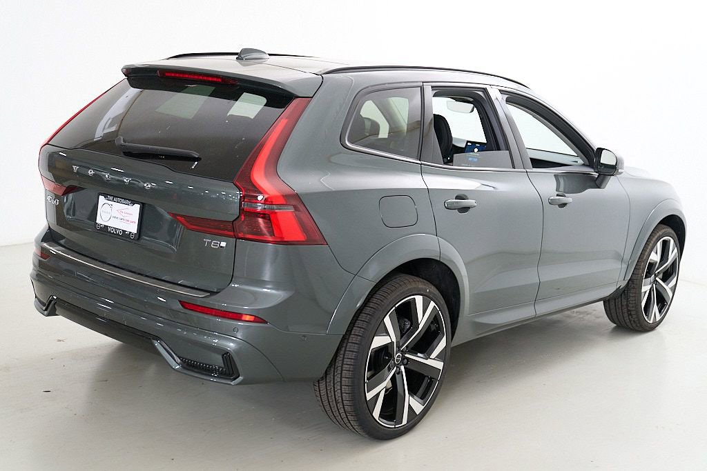 New 2026 Volvo XC60 T8 Ultra w/ Climate Package AWD/4WD image 9